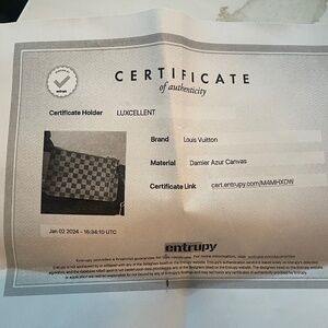 Louis Vuitton pochette